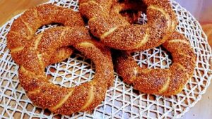 Simit Tarifi ve Yapılışı En Kolay Hamur İşi Tarifleri  Simit Tarifi ve Yapılışı En Kolay Hamur İşi Tarifleri